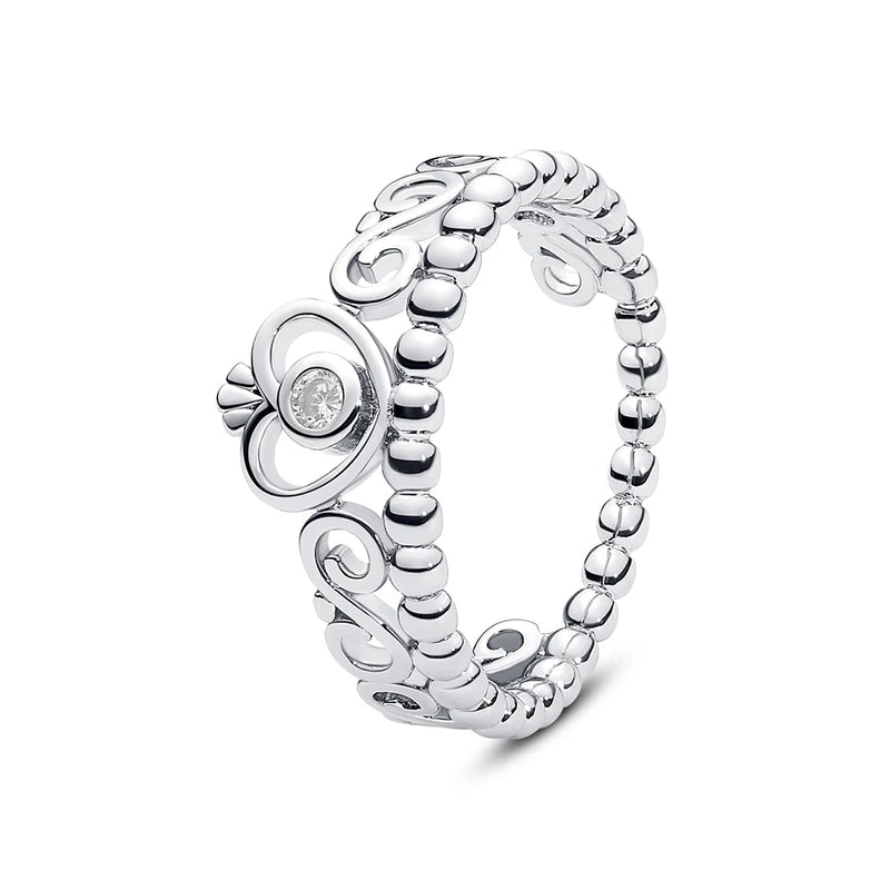 Anel Feminino Prata Esterlina 925 – Elegância, Romance e Sofisticação