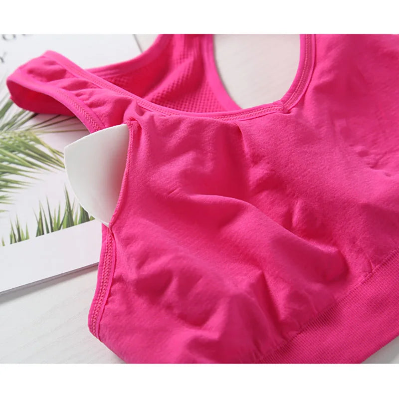 Sutiã esportivo feminino com efeito push up ideal para atividades físicas.